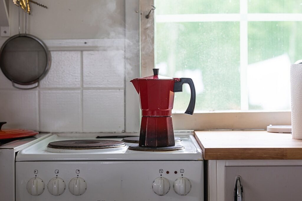 Arabica Coffee Prices Hit Record on U.S., Colombia Tariff Spat