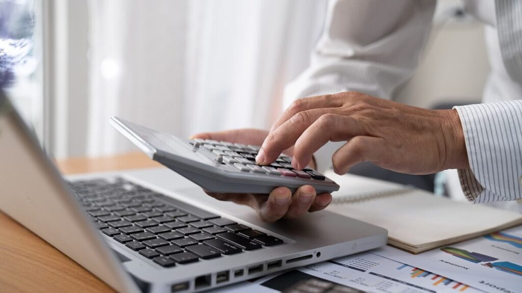 Why top earners should make donations before 2026