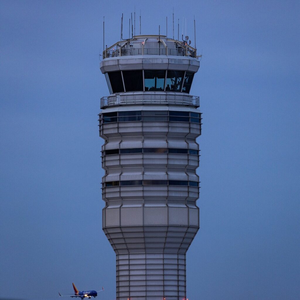 Shutdown Makes Air Travel System ‘Less Safe,’ Air Traffic Controllers Say