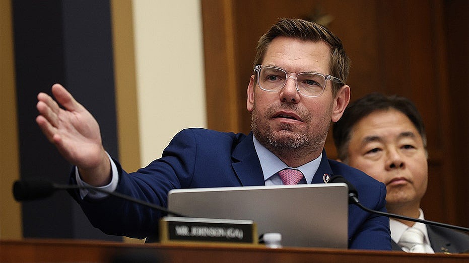 Unearthed records expose Swalwell campaign’s ‘bizarre inconsistency’ in payments to California man