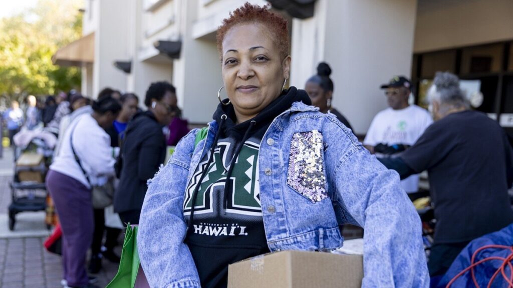 It’s supposed to be payday for many federal workers. Instead, they’re getting nothing