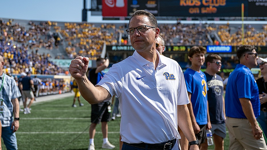 Potential 2028 contender campaigns for Spanberger in key Tidewater area