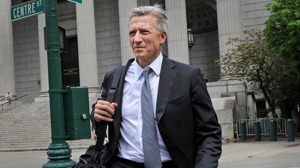 How Byron Trott became the favorite banker of Warren Buffett and America’s wealthiest families