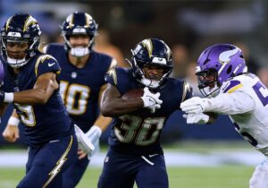 Week 10 Fantasy Football Start ’Em Sit ’Em: Kimani Vidal, Stefon Diggs And More