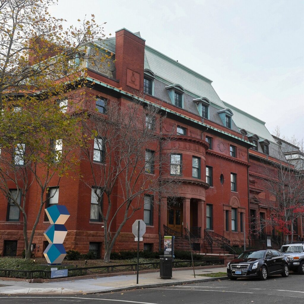 This Washington Museum Sold Some of Its Art. But at What Cost?