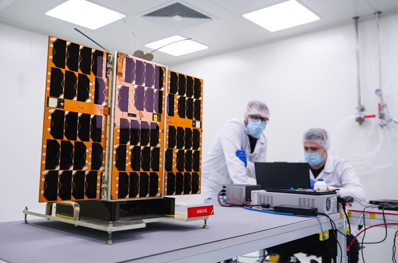 Startup pioneers subscription service for space-based astronomy