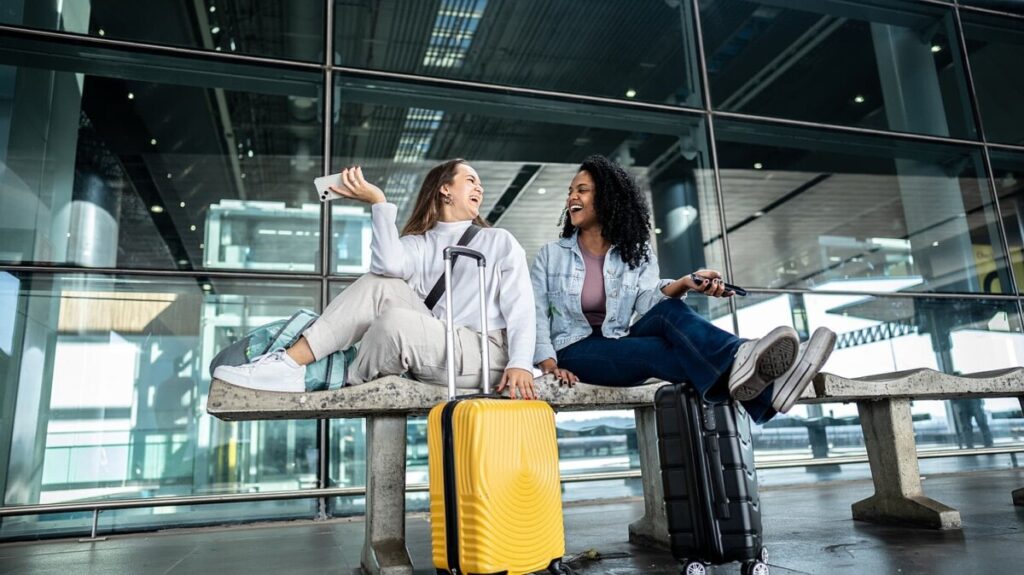 U.S. moves to tame the skies as disruptive passenger incidents reach new highs