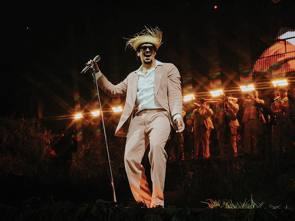 Bad Bunny’s Debí Tirar Más Fotos World Tour Setlist: Every Song From the Dominican Republic Night One