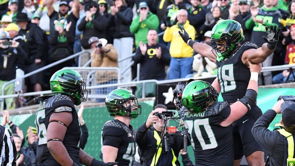 Bring on Rivalry Week! Status quo Saturday means chaos looms