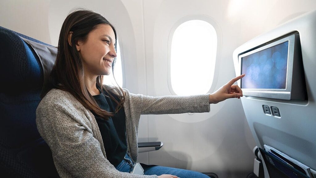 Flying for the Holidays? Streaming Services Are Free on These Airlines