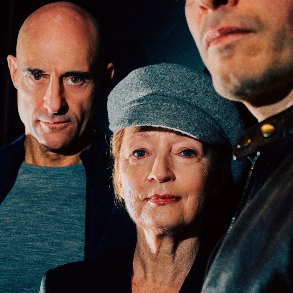 Broadway’s Radical ‘Oedipus,’ With Mark Strong and Lesley Manville
