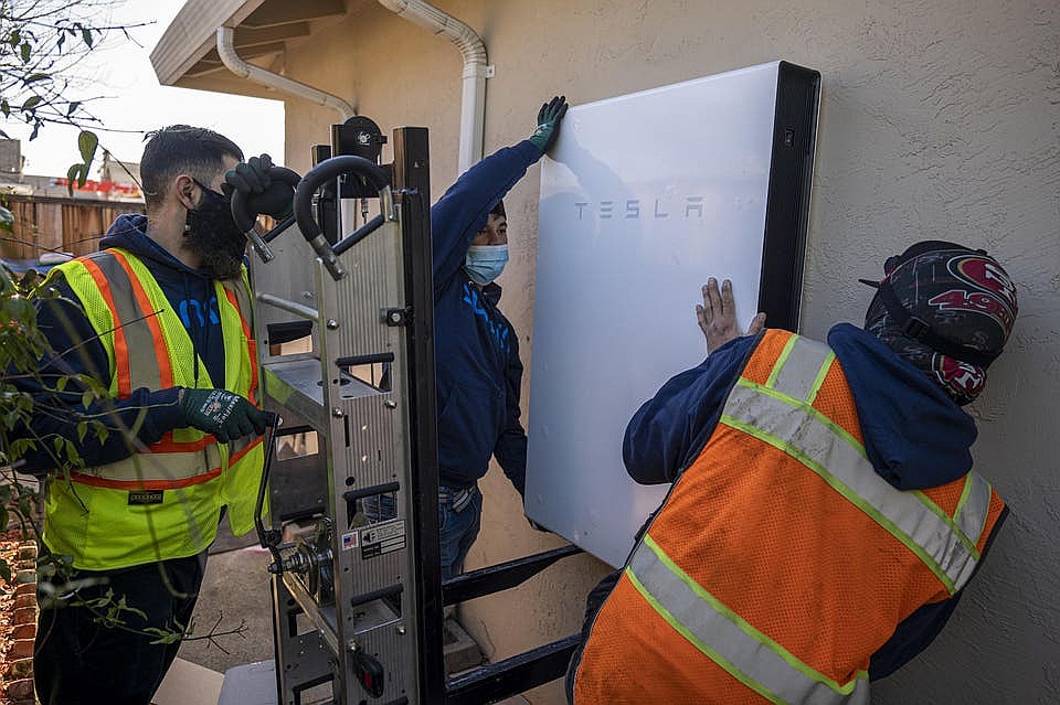 Chinese Battery Energy Storage Boom Drives A Lithium Recovery