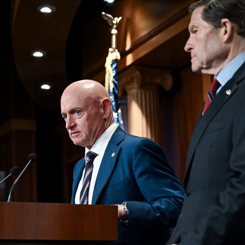 Mark Kelly Under Pentagon Investigation for ‘Illegal Orders’ Video