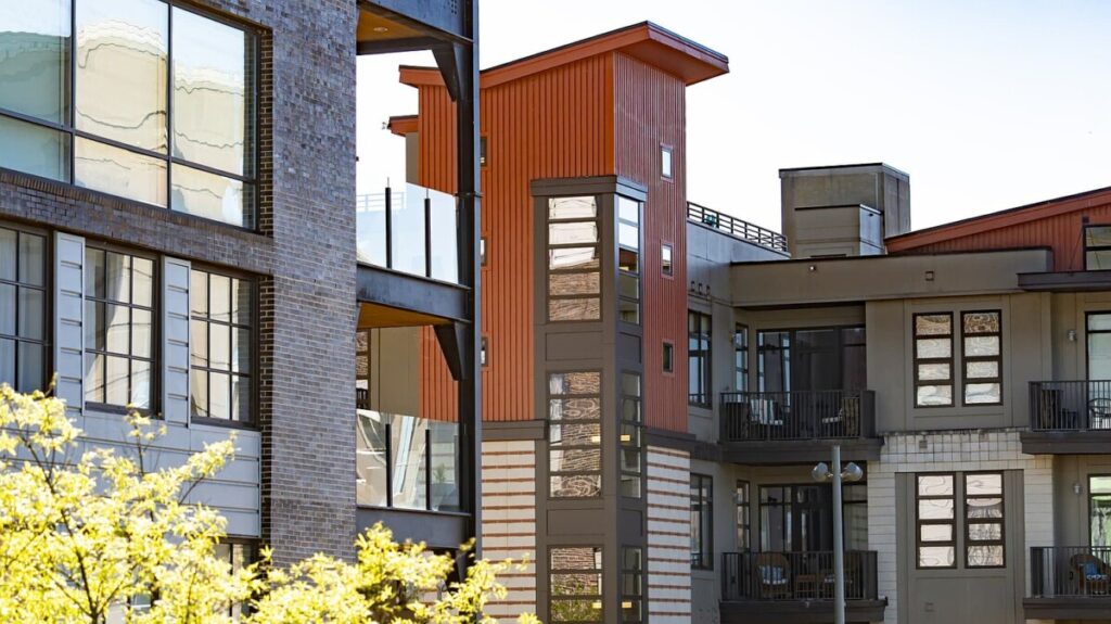 Multifamily housing leads CRE bid competition in October