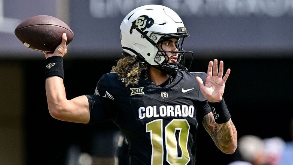 Colorado QB Lewis to sit finale, preserve redshirt