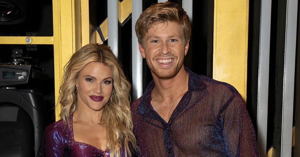 Dancing With the Stars’ Witney Carson Shares Note From Robert Irwin