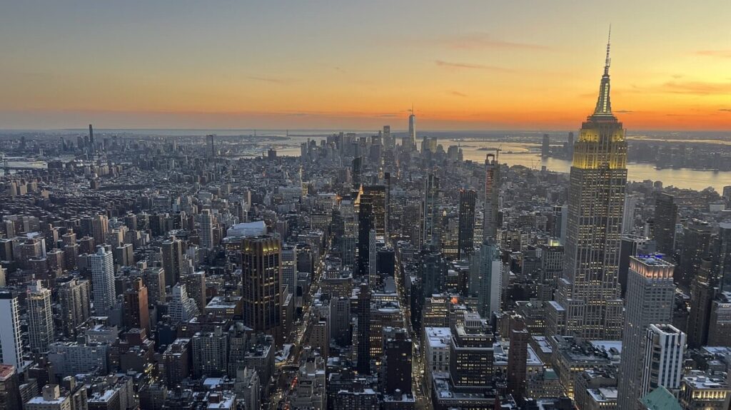 Manhattan condo values fell over the past decade. Here’s why rents are still rising