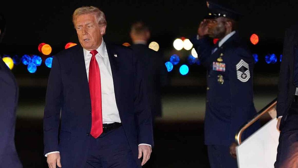 Trump defends envoy Witkoff after leaked details of talks with Kremlin