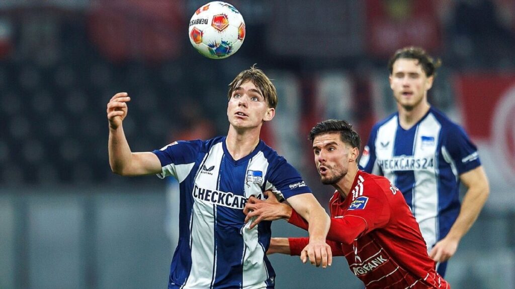 Transfer rumors, news: Man United, Arsenal battle for ‘next Toni Kroos’