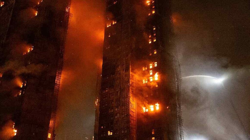 Forty-four dead and 279 missing in Hong Kong apartment complex fire