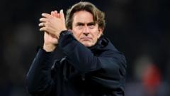 ‘More identity’ – Frank takes heart from Spurs defeat at PSG