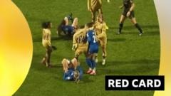 ‘A bit silly’ – Littlejohn throws Cain to ground by the neck