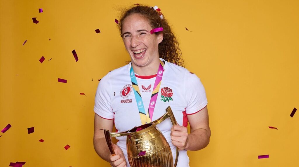 Red Roses star Dow retires from rugby aged 28 to pursue engineering career