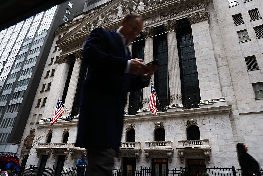 Stocks stage powerful comeback ahead of Thanksgiving. It wasn’t enough to erase November’s losses.