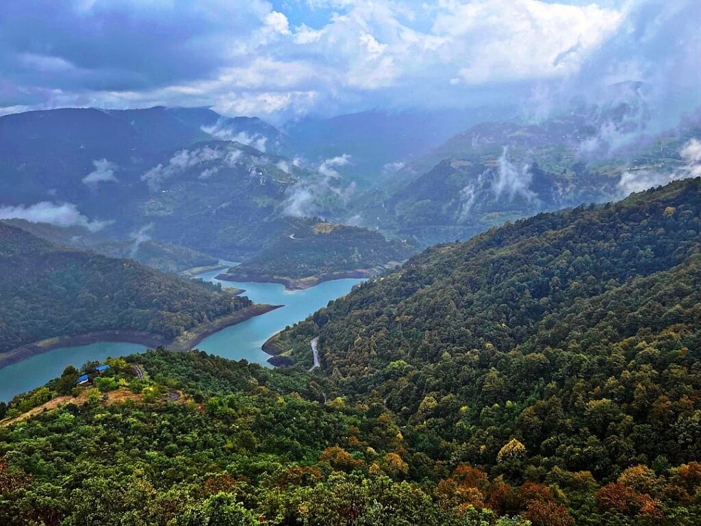 Where the Waters Are Rough, a Fishing Town Confronts Trump’s Priorities