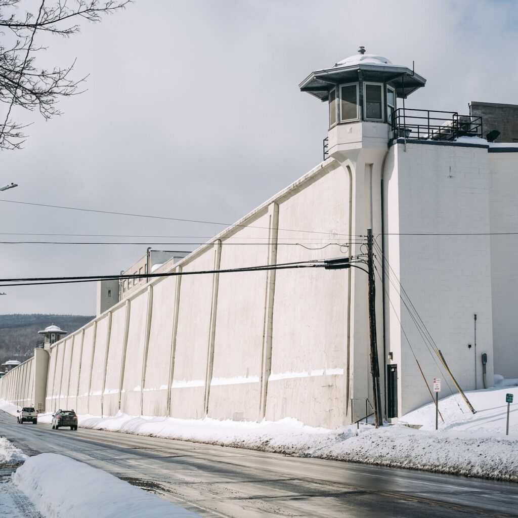 What’s Behind the Rise in Brutality in N.Y. Prisons?