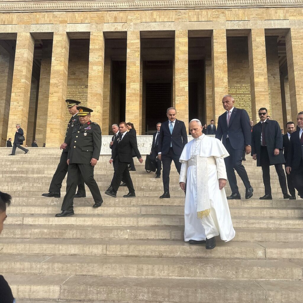 Pope Leo Lands in Turkey, Planning to Meet Erdogan With a Message of Outreach