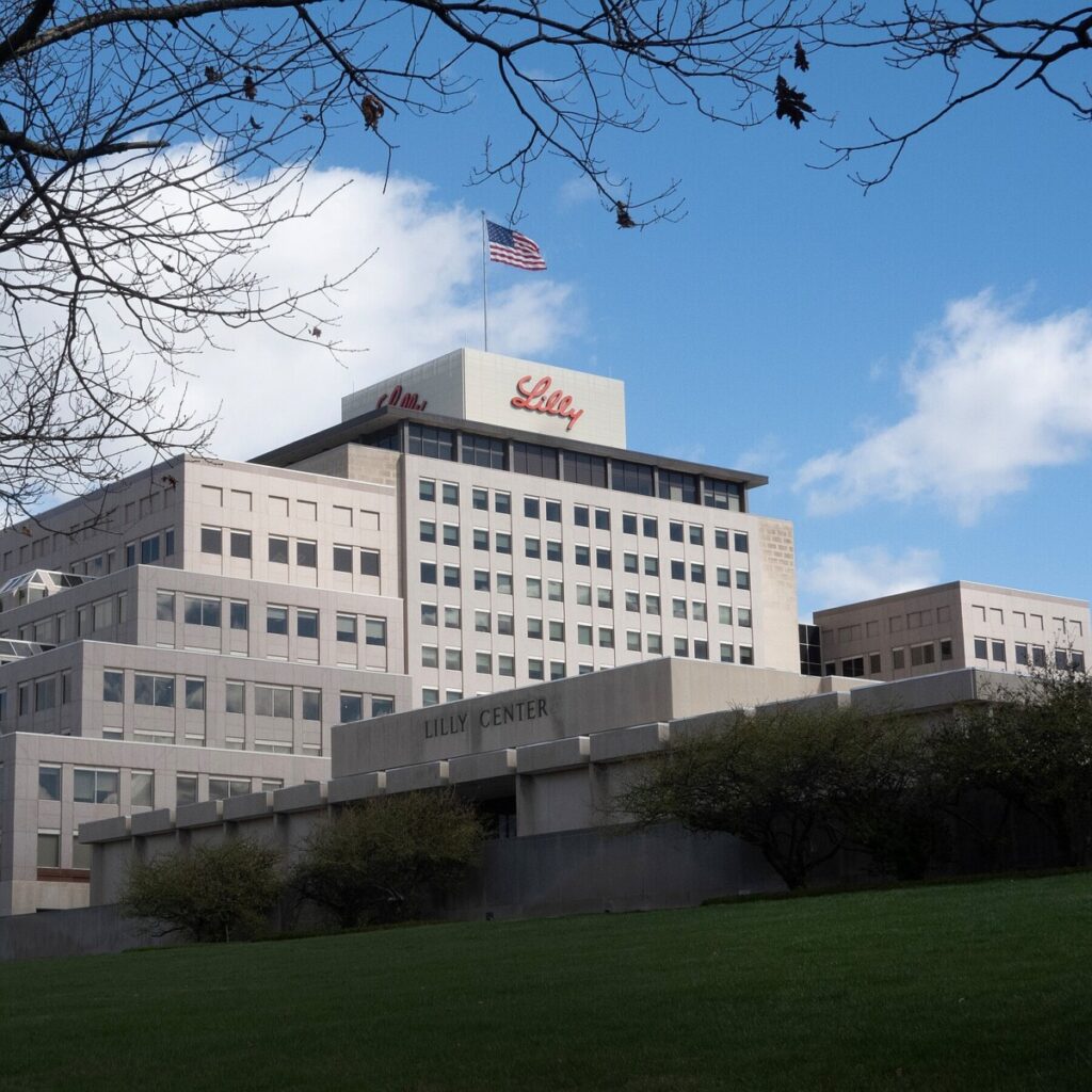 Eli Lilly, Drug Maker of Zepbound and Mounjaro, Reaches $1 Trillion in Value