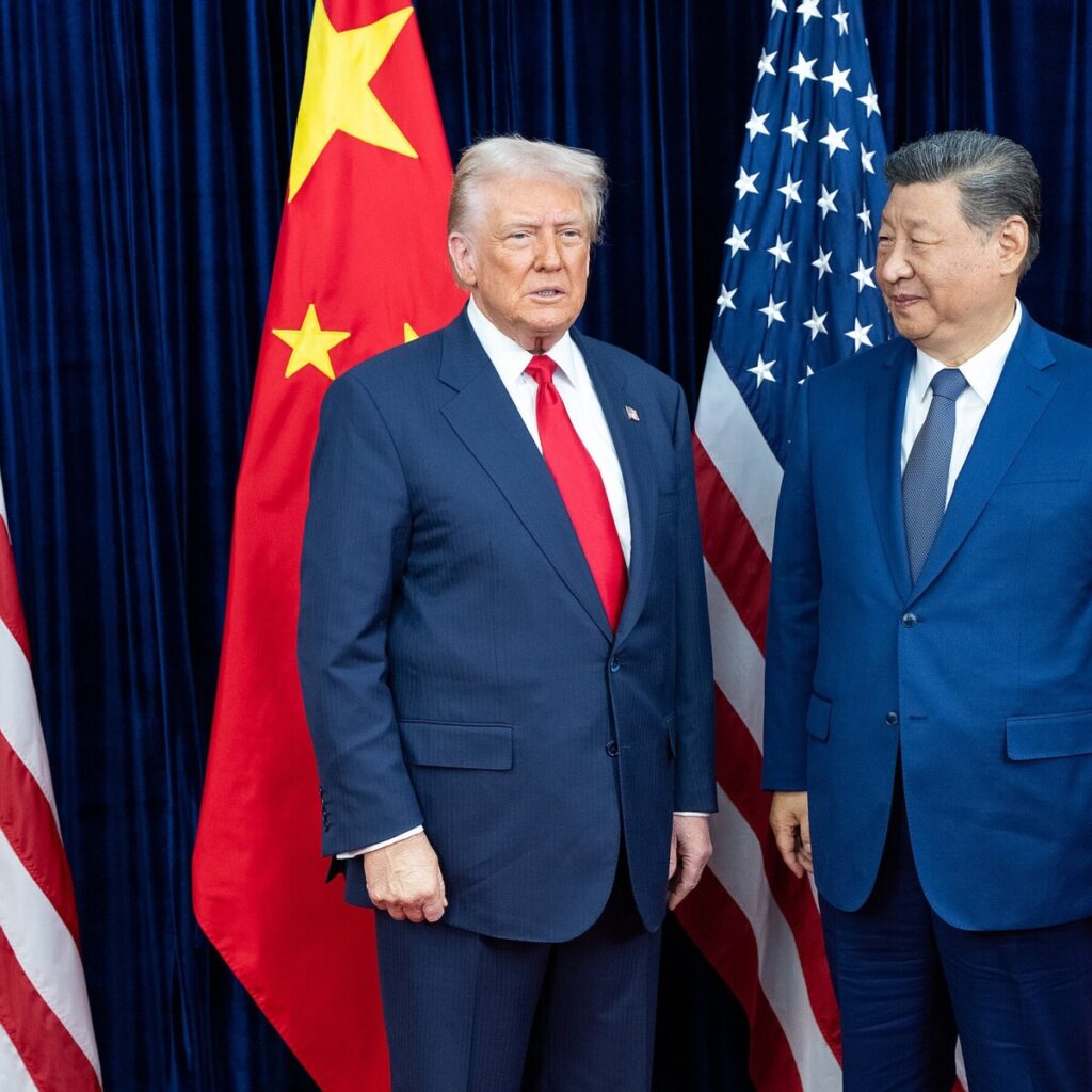 China and Japan, With Trump in the Middle, Are in a Showdown