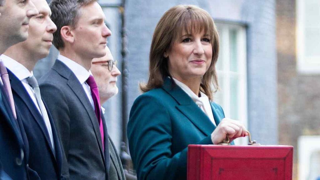 Reeves accused of exaggerating gloom to pave way for tax-raising Budget