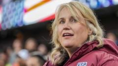 Hayes on feminist dad, anxiety & feeling like players’ grandparent