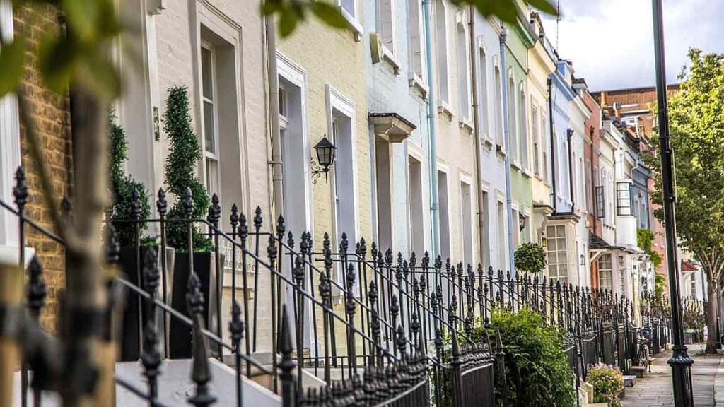 Homeowners rush to price properties just under ‘mansion tax’ thresholds