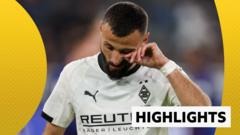 Borussia Monchengladbach frustrated as lucky Leipzig hang on for draw