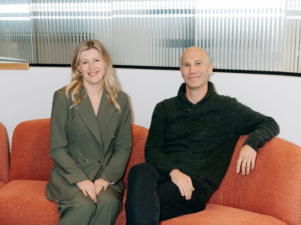 This startup uses an AI copilot to help you make deeper professional connections. Read the pitch deck it used to raise $4M.