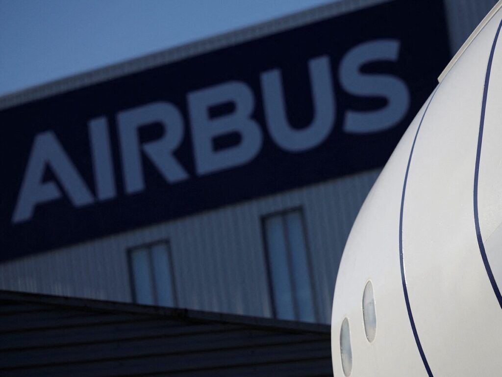 Airbus working ‘around the clock’ to fix software glitch affecting thousands of A320 jets