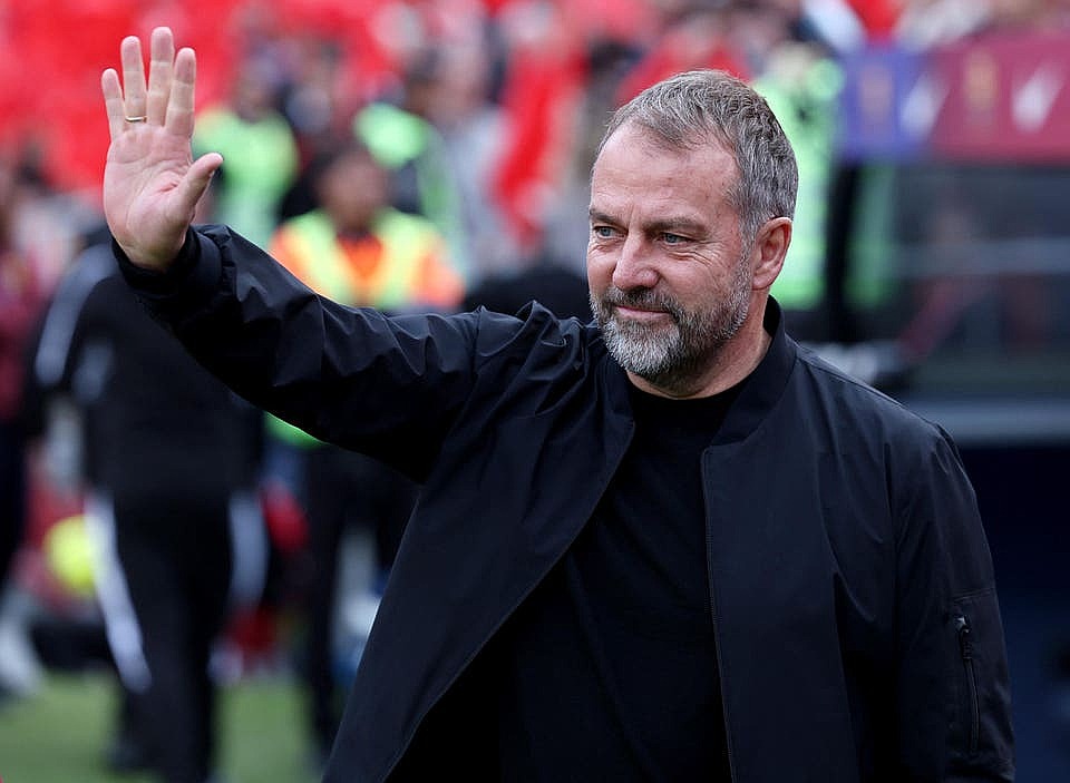 FC Barcelona Coach Flick Hails ‘Three Important Points’ After Alaves Win