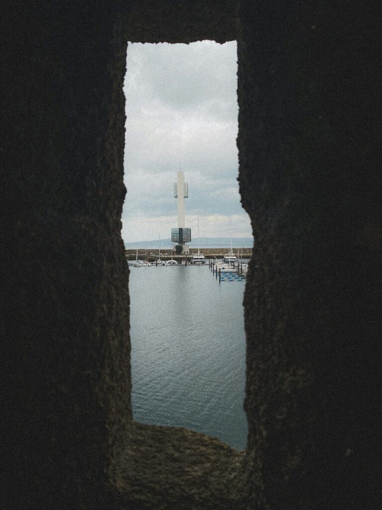 A corruption scandal costs Volodymyr Zelensky his top aide