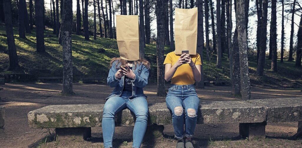 Chatbots don’t judge! Customers prefer robots over humans when it comes to those ’um, you know’ purchases