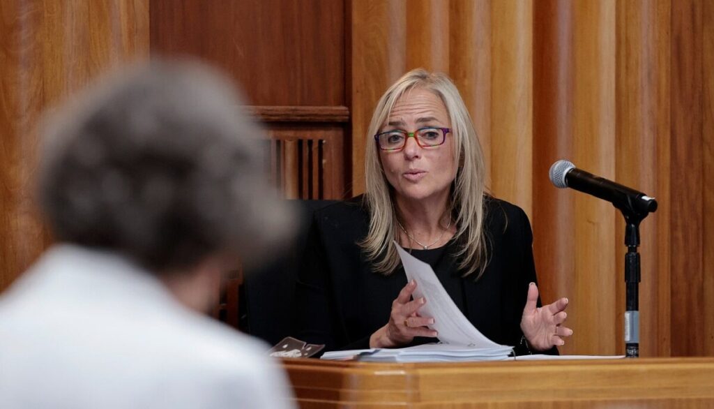 Howie Carr: If I get jammed up, treat me like a Democrat State Committee member