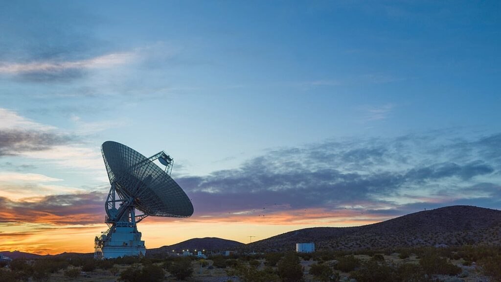 NASA has a broken giant antenna that could upend its 2026 plans
