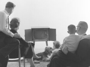 Amazing stat: Only half the homes in America have cable TV anymore