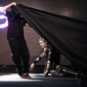 Russian Humanoid Robot Falls on Its Face in Hyped Debut