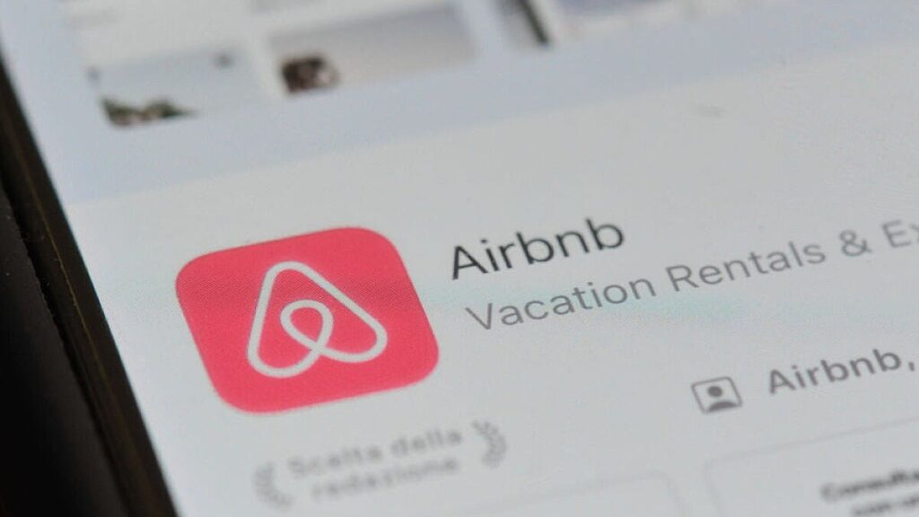 Airbnb will let you stock the kitchen before a stay by bringing Instacart to the Airbnb app