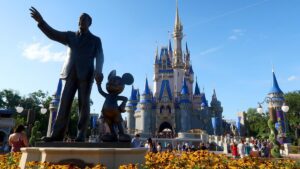 Disney stock falls 7% as media giant posts mixed results