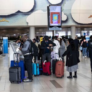 More Flight Troubles Expected Before the Shutdown Ends