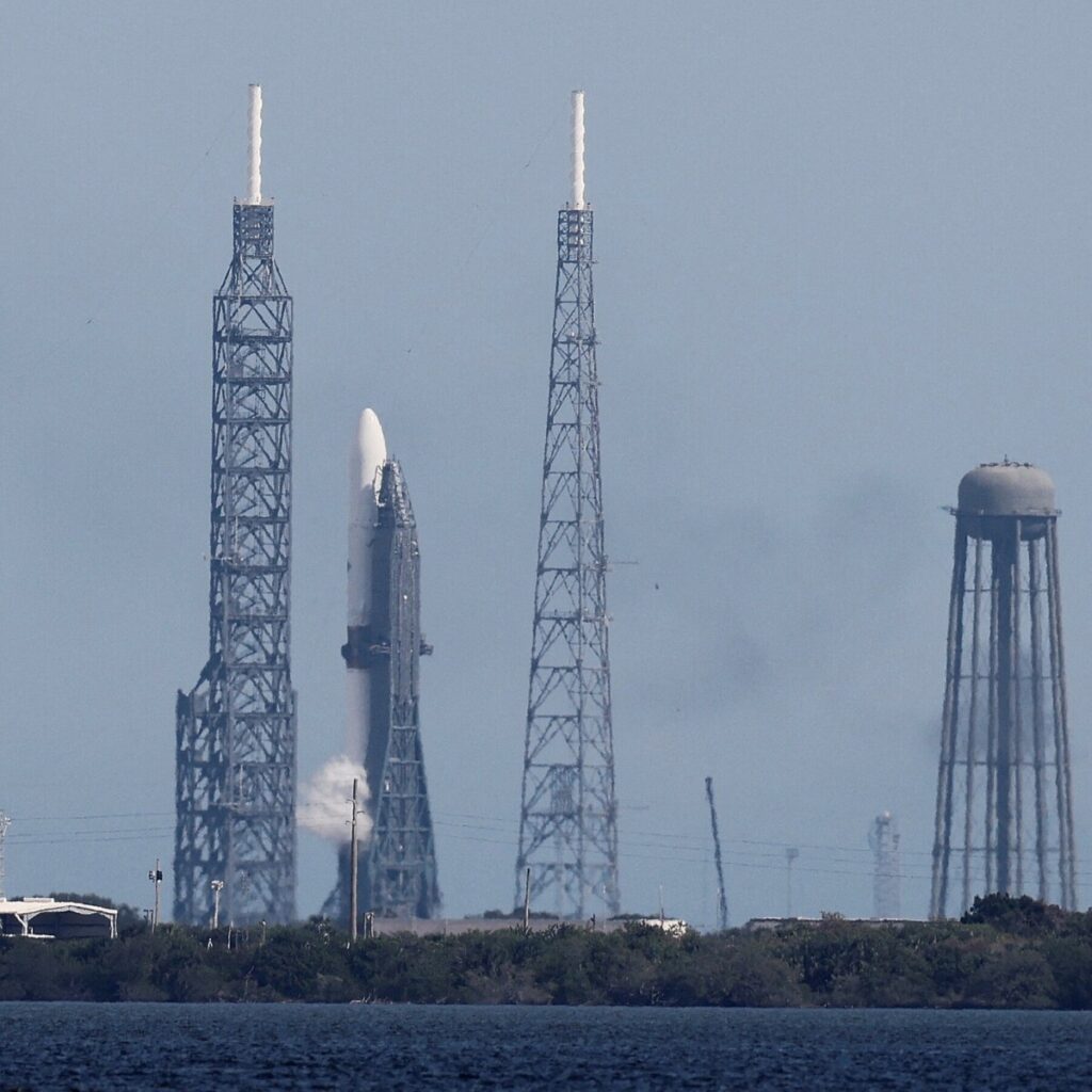 Blue Origin Scrubs Launch of NASA’s ESCAPADE Mission to Mars